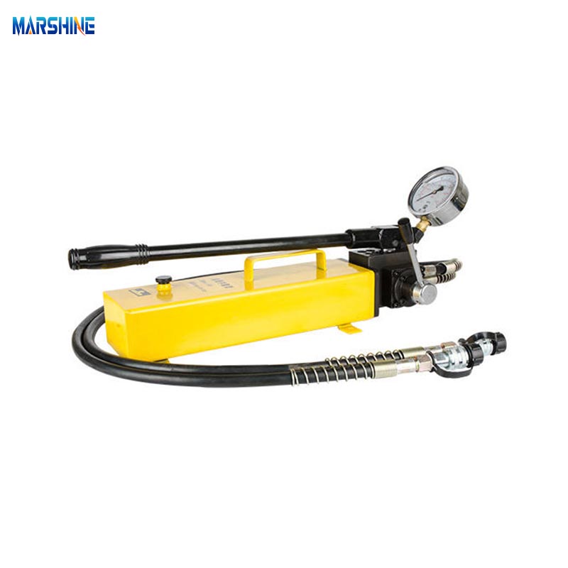 Ano ang Nagtutulak sa Fluid sa isang Manwal na Hydraulic Pump System?