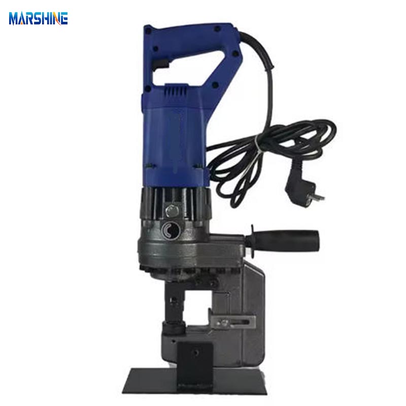 Ano ang Nagiging Karapat-dapat Bilhin ang isang Copper Busbar Punching Tool?